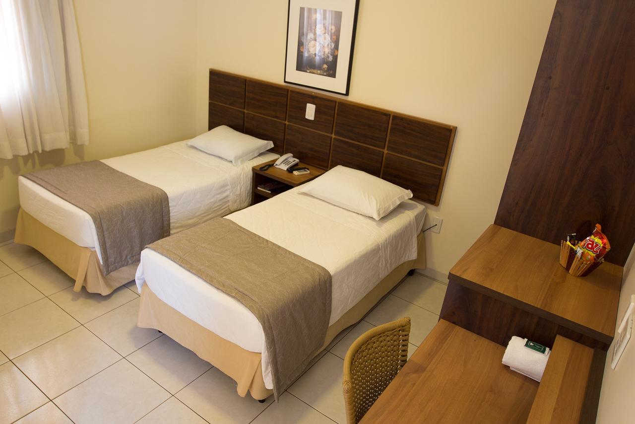 Quarto Duplo