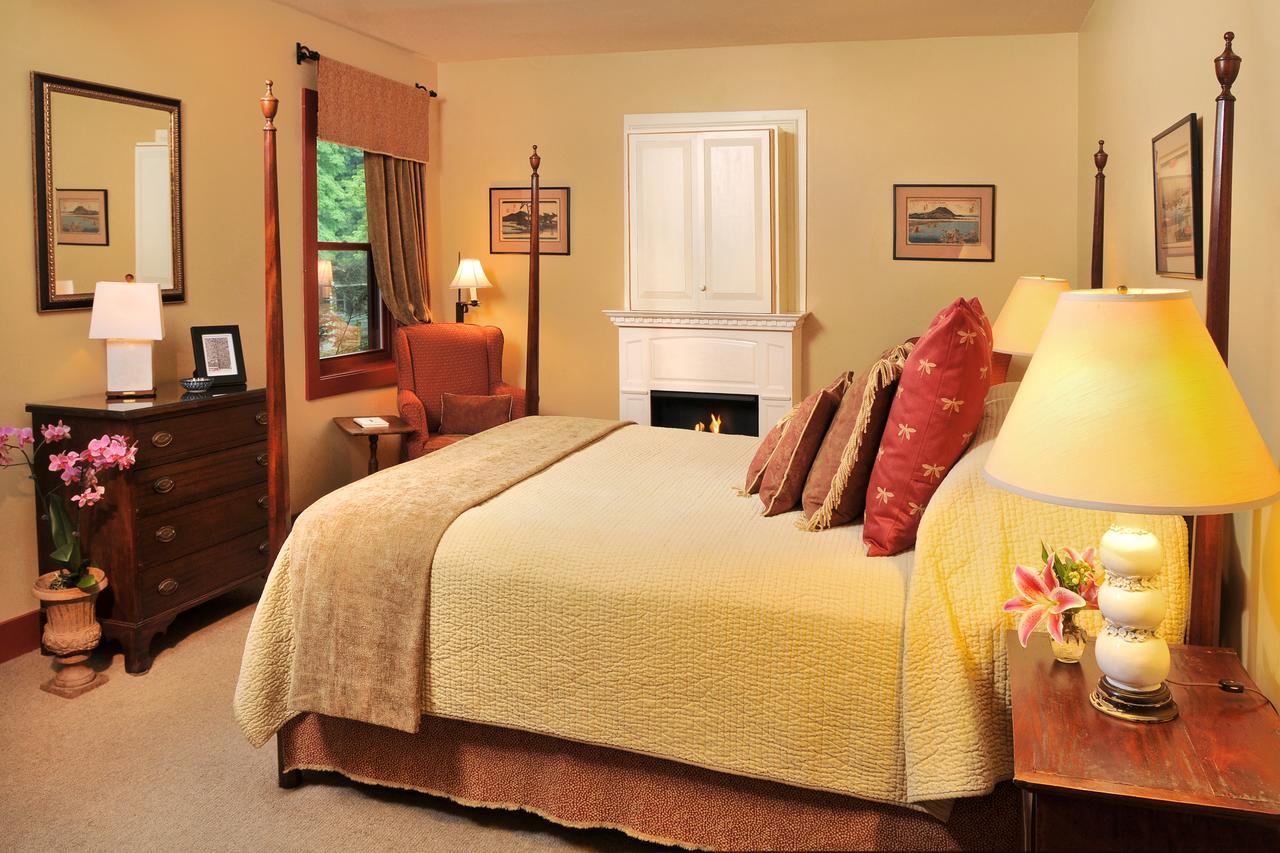 Queen Room,590992437:JPEG