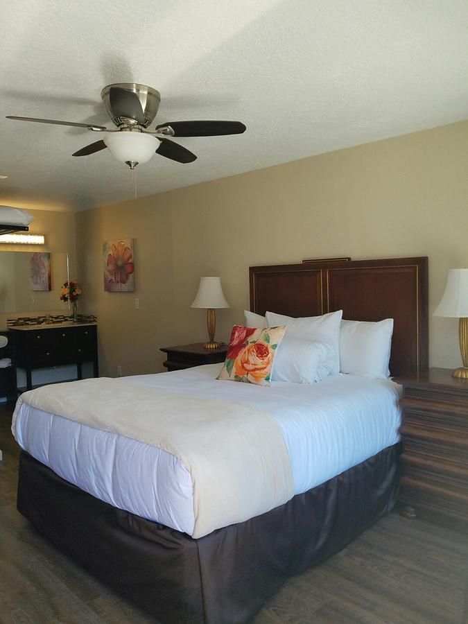 Queen Room