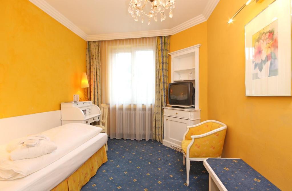 Standard Single Room,1219298557:JPEG