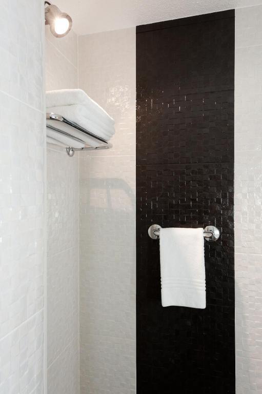 Superior King Room,61346233:JPEG