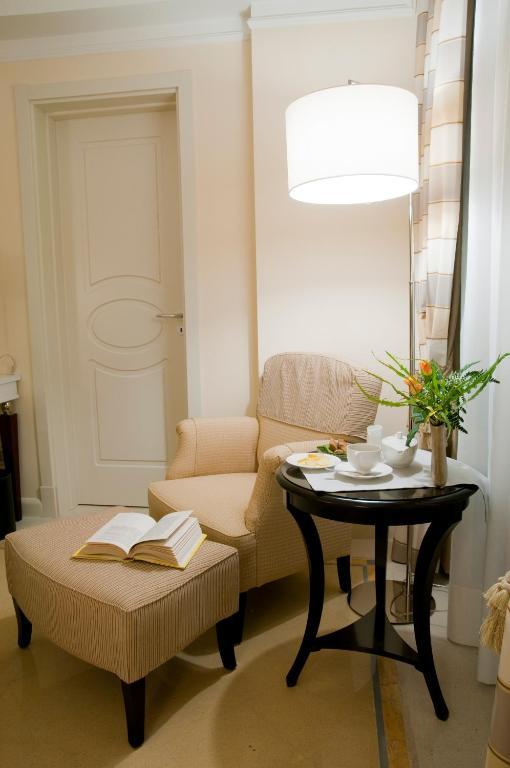 Comfort Twin Room
