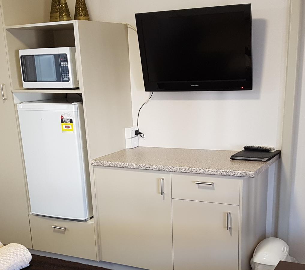 Queen Room - Pet Friendly
