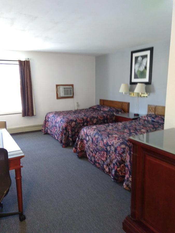 Deluxe Double Room Bath