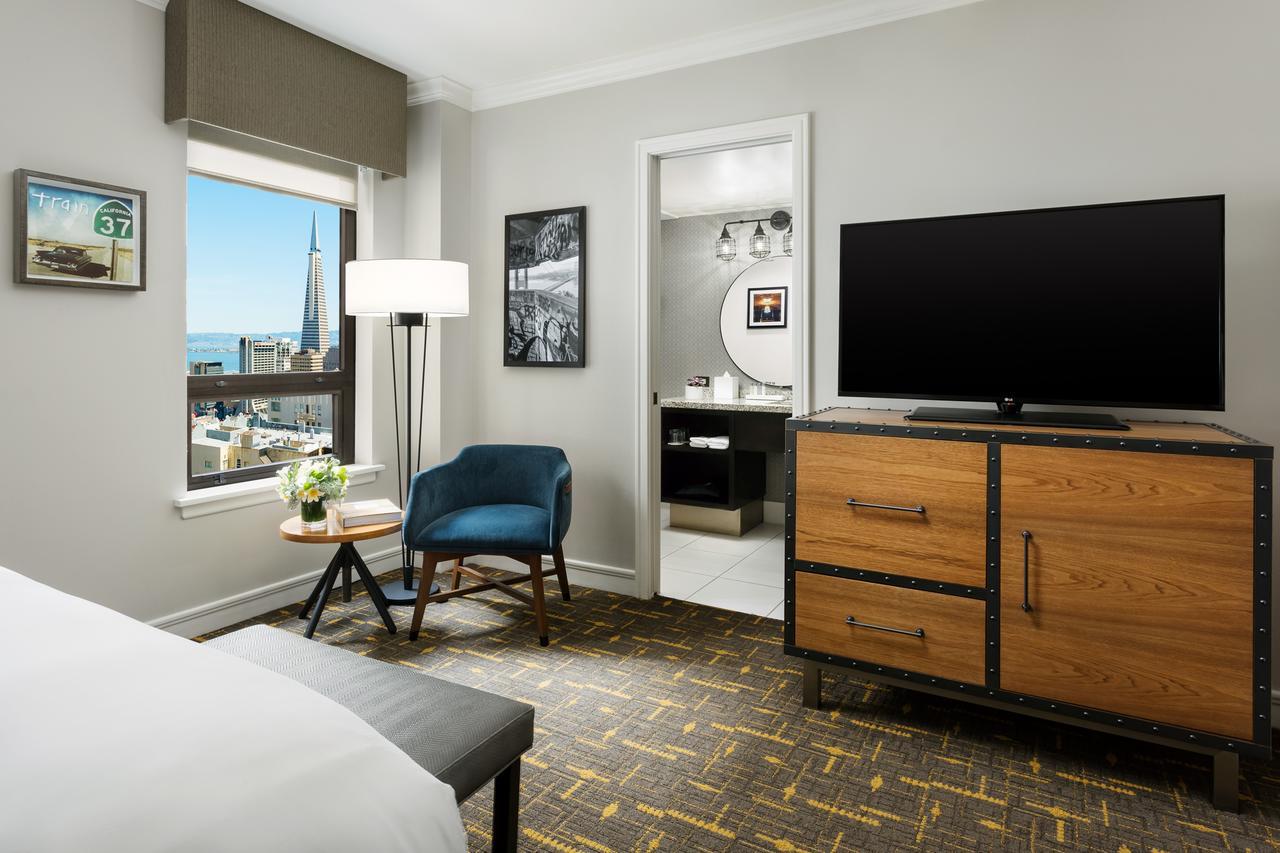 Skyline View with Two Queen Beds