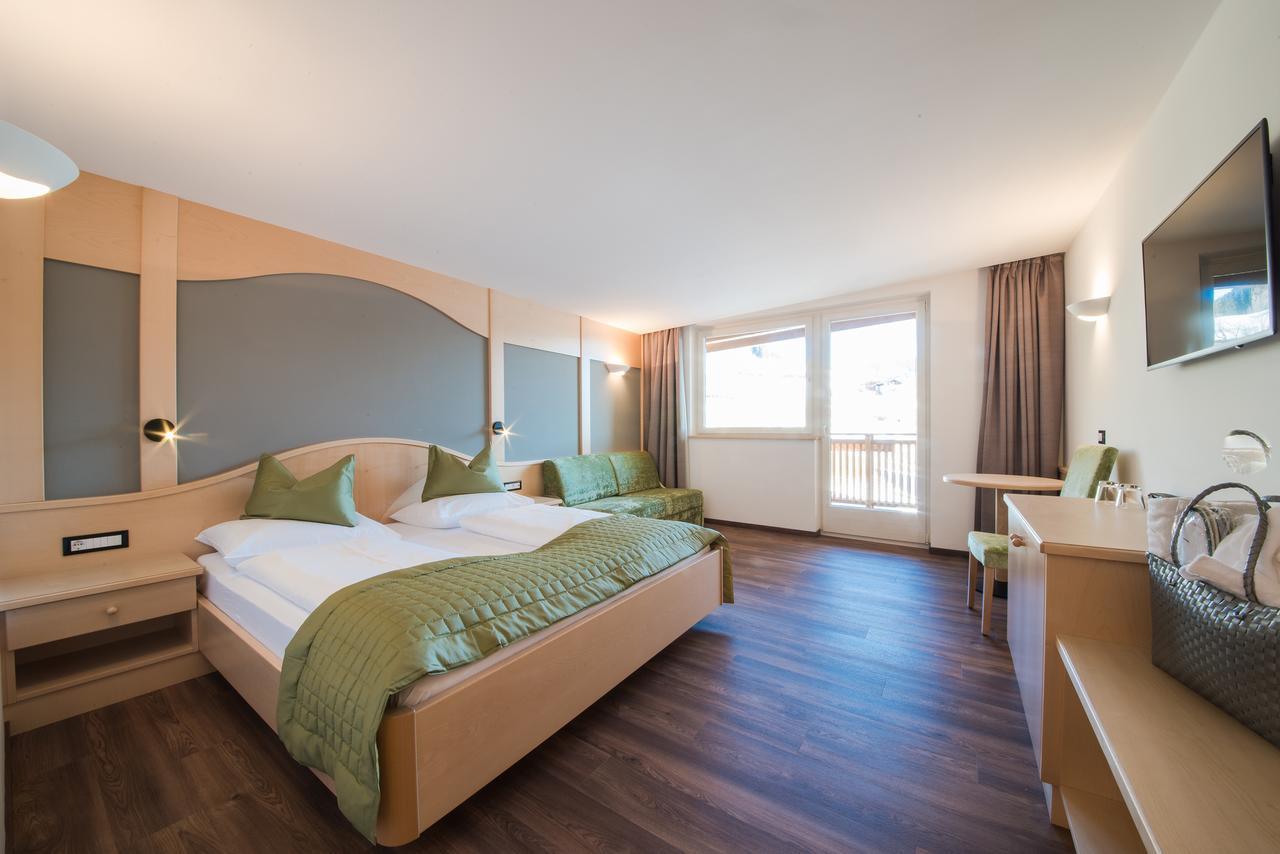 Familienzimmer mit Balkon