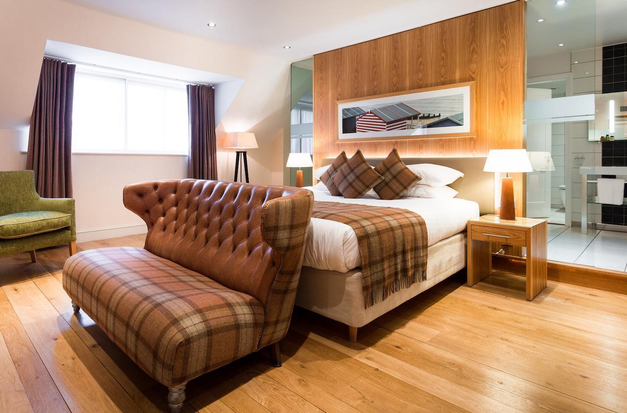Luxury King Room