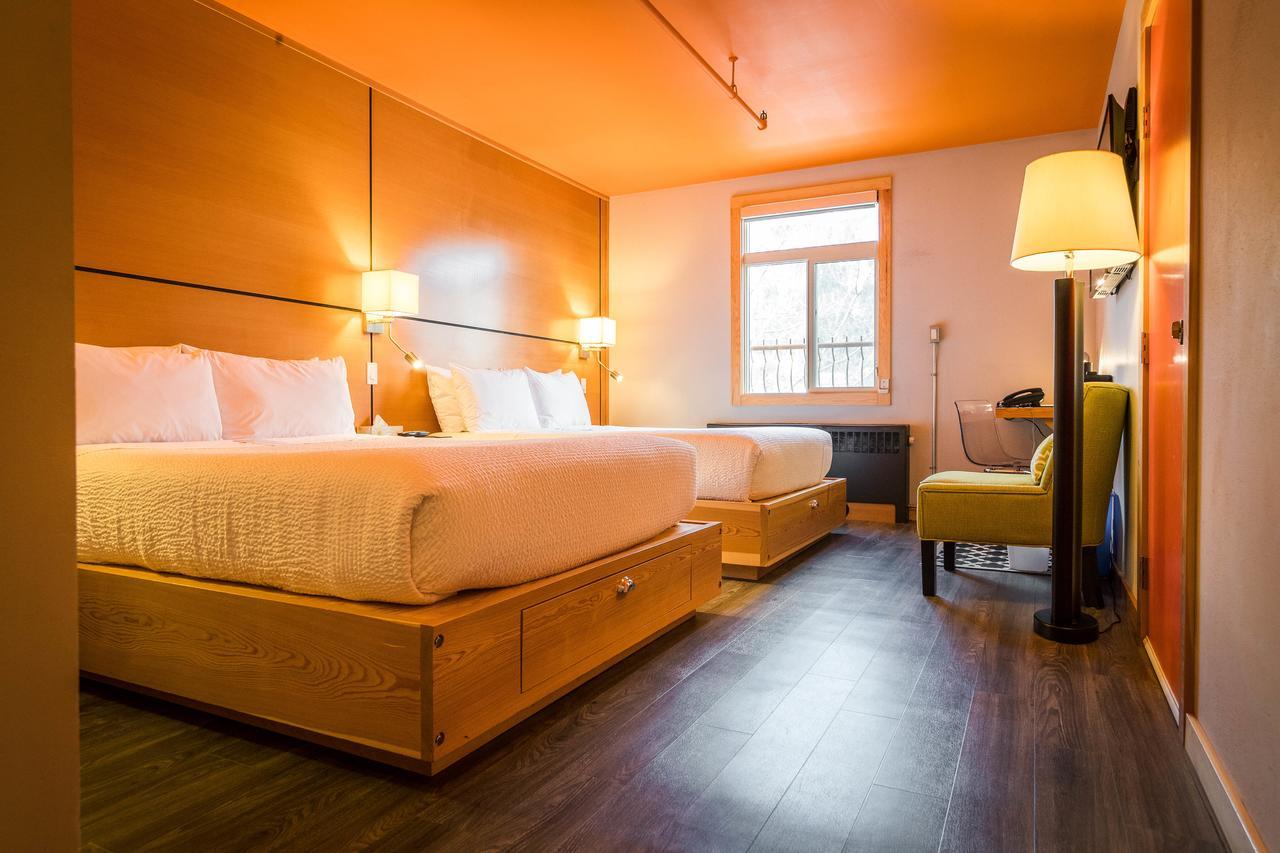 Deluxe Queen Room Two Queen Beds