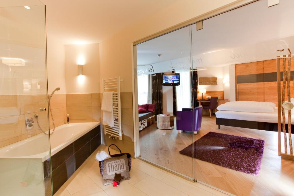 Deluxe Double Room,64497259:JPEG