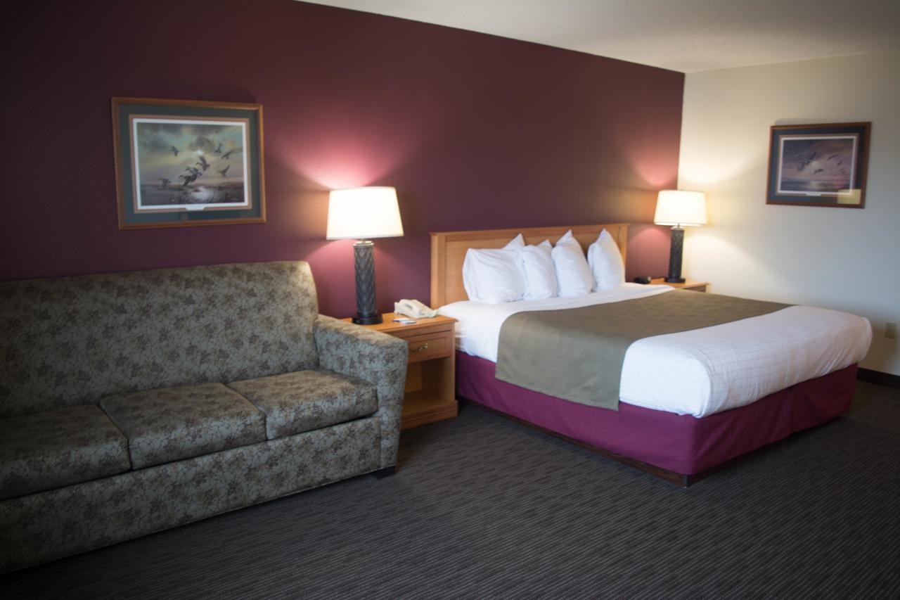 Superior Queen Studio Suite Non-Smoking