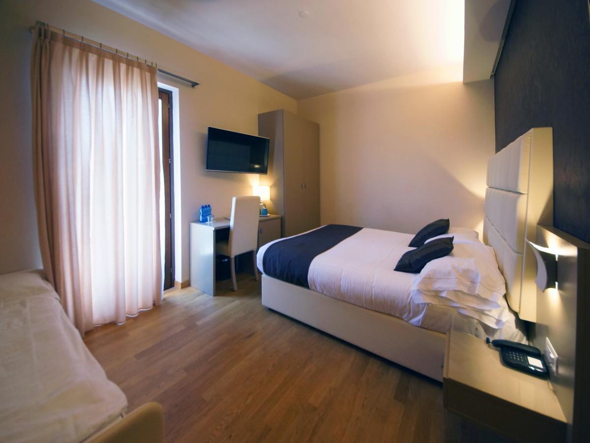 Triple Room Balcony