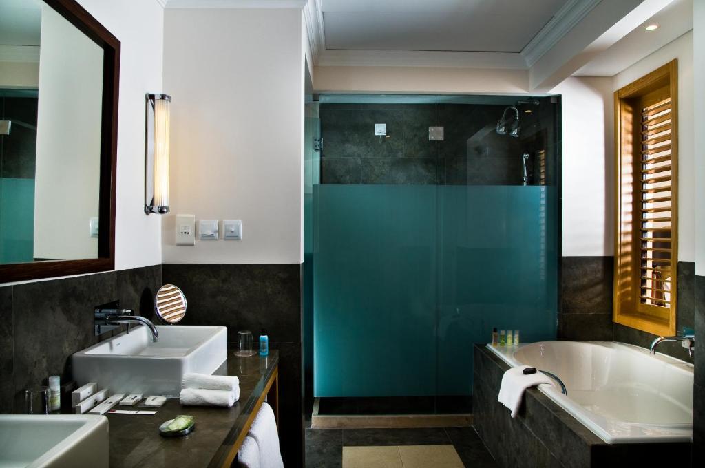 Suite com Vista Golfe