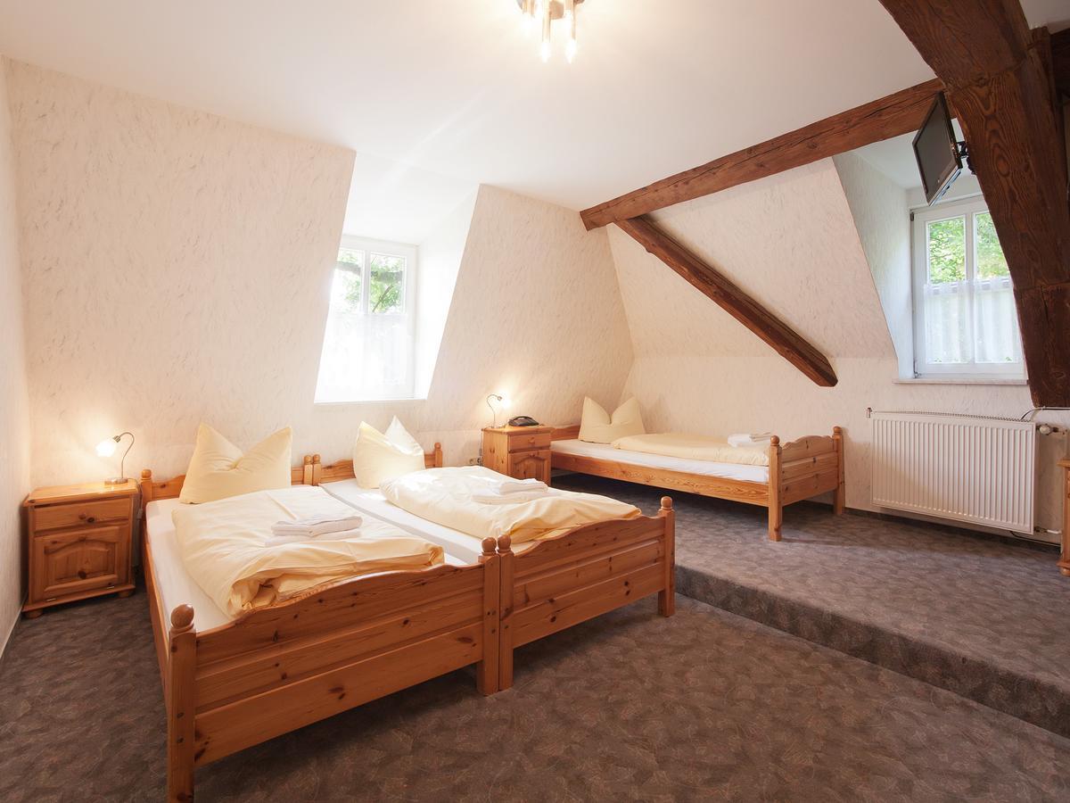 Dreibettzimmer