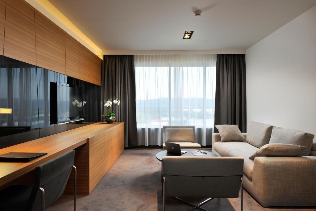 One Bedroom Suite