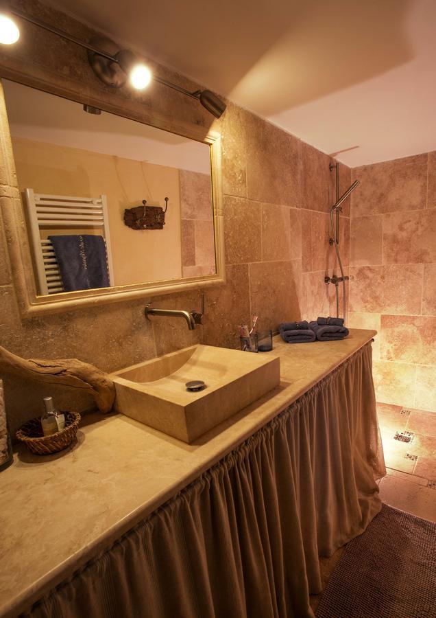 Standard Double Suite 'Grange'