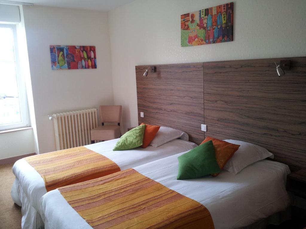 Comfort Twin Room street view