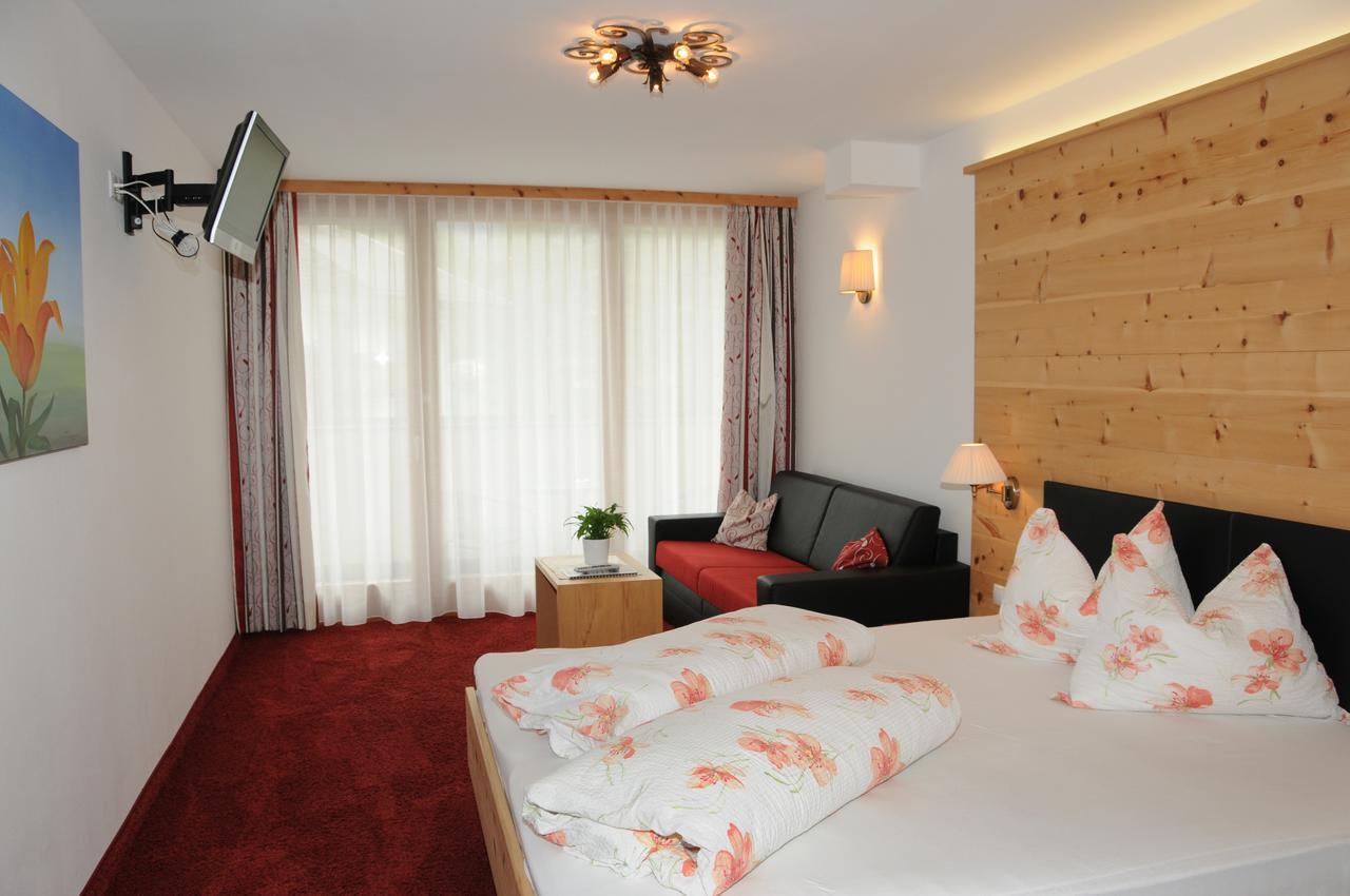 Familienzimmer mit Balkon
