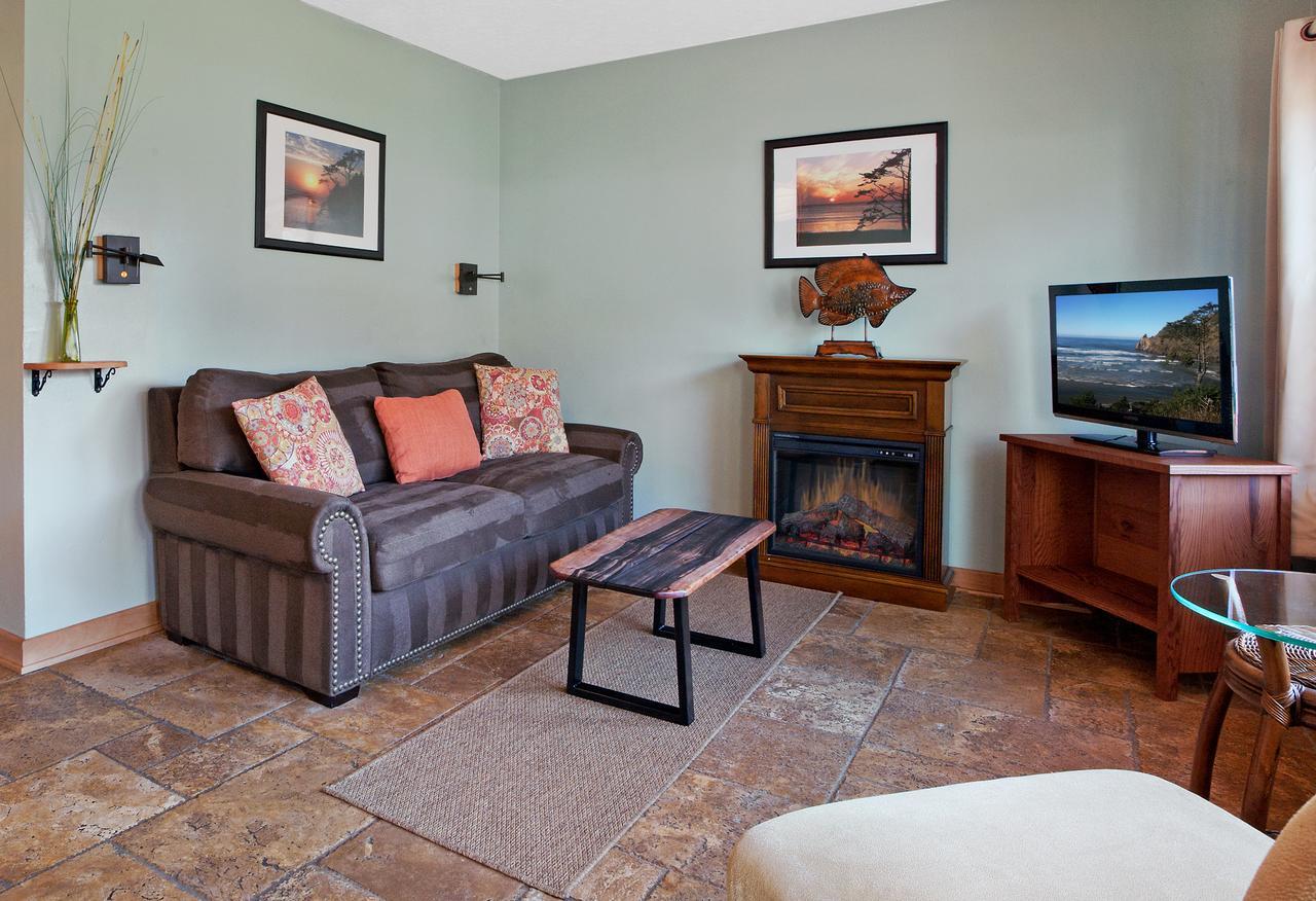Standard Queen Suite