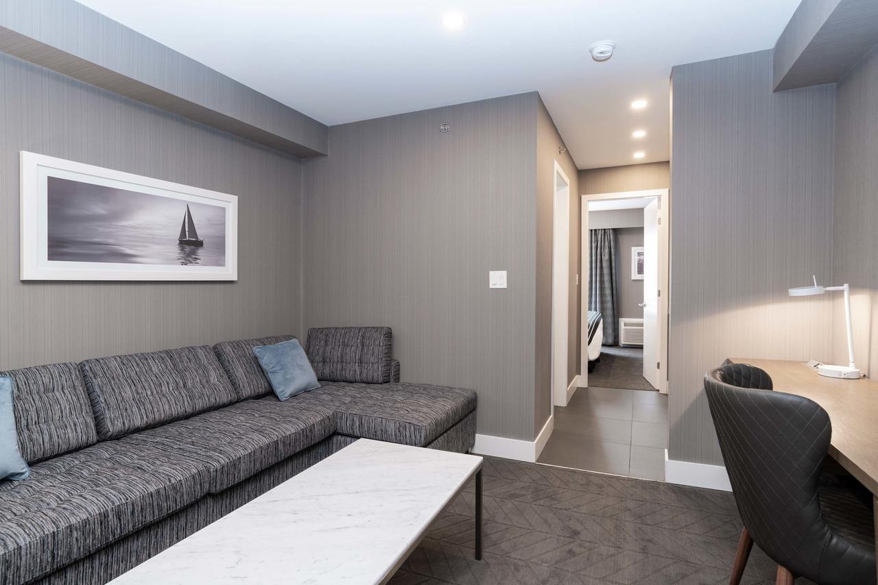 Standard Suite, 1 King Bed, Sofa Bed, Kitchenette