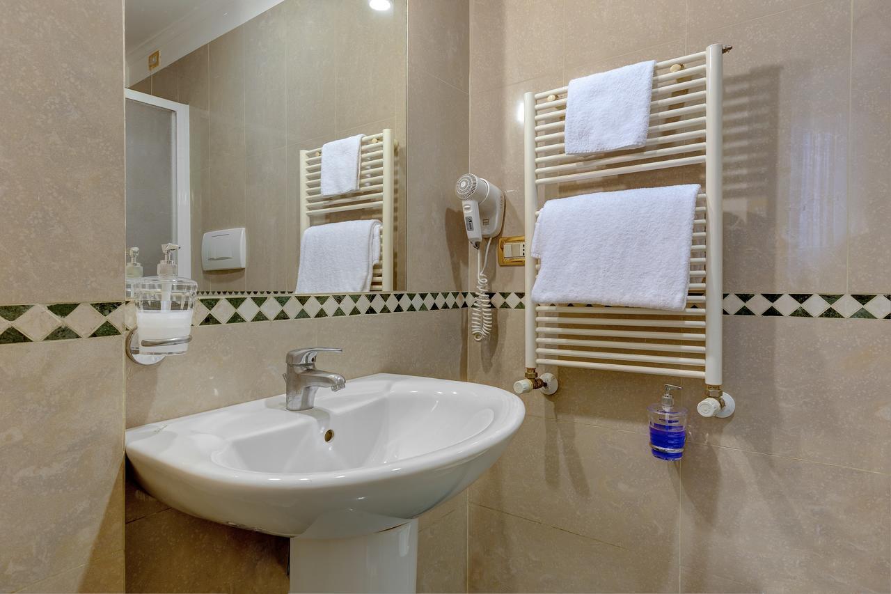 Economy Single Room