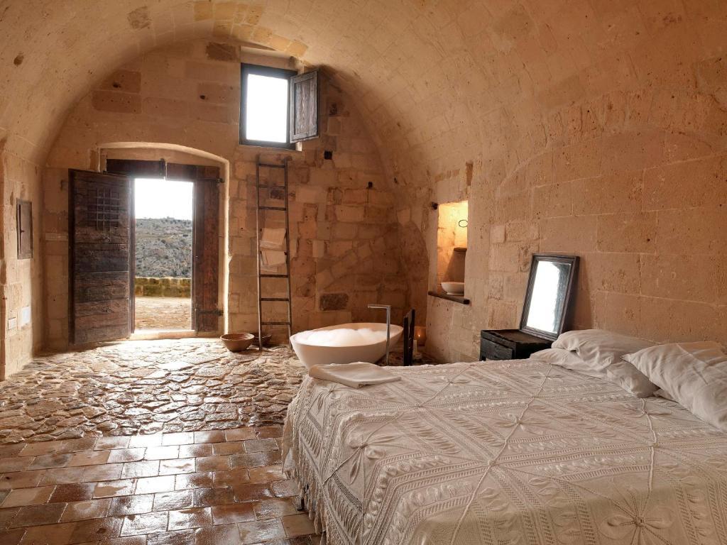 Superior Room Cave,110273775:JPEG