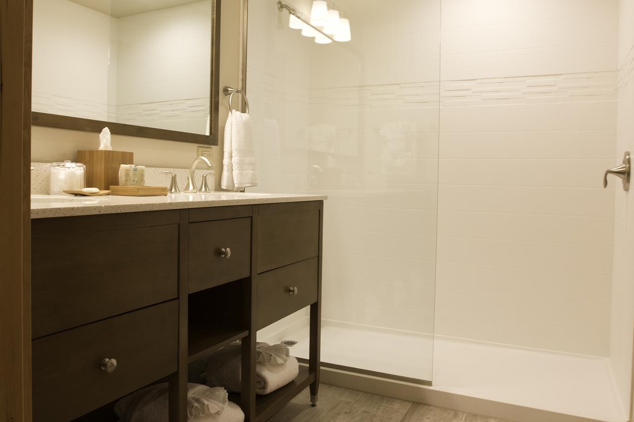 Premier Studio King Room 1st Floor Non Pet