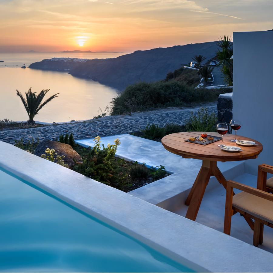 Studio with Outdoor Hot Tub and Caldera View