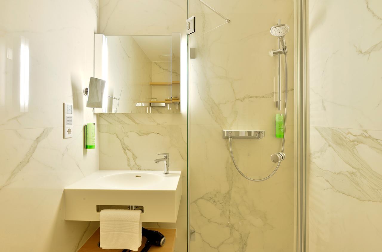 Business Single Room