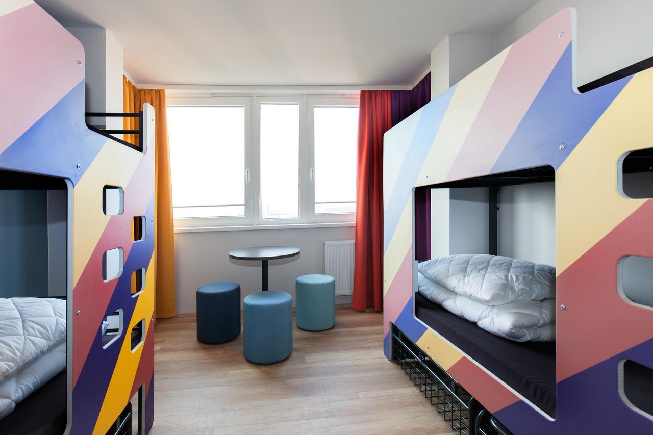 4-Bed Room Bunk Beds only