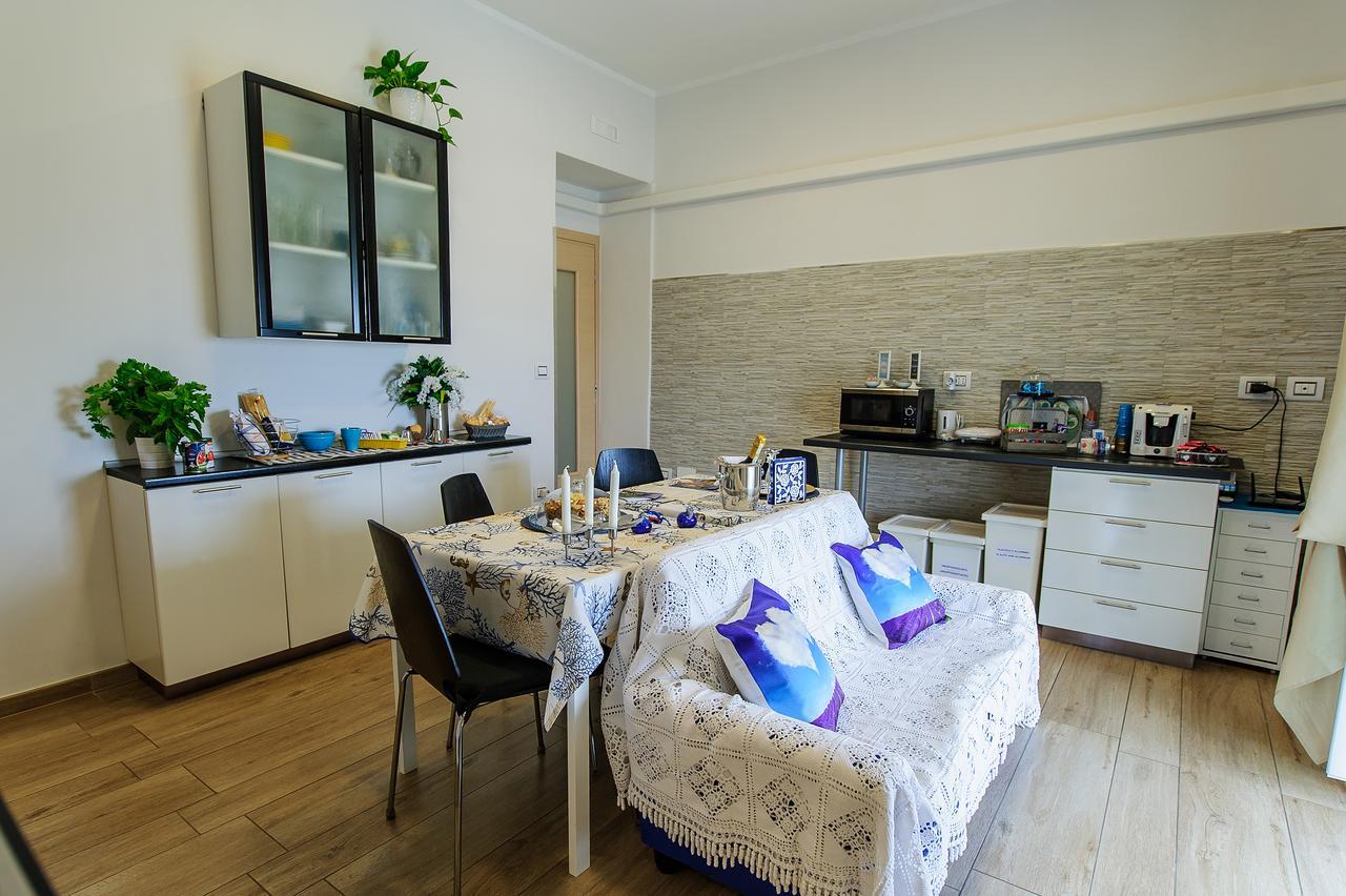 Single Room,649500252:JPEG