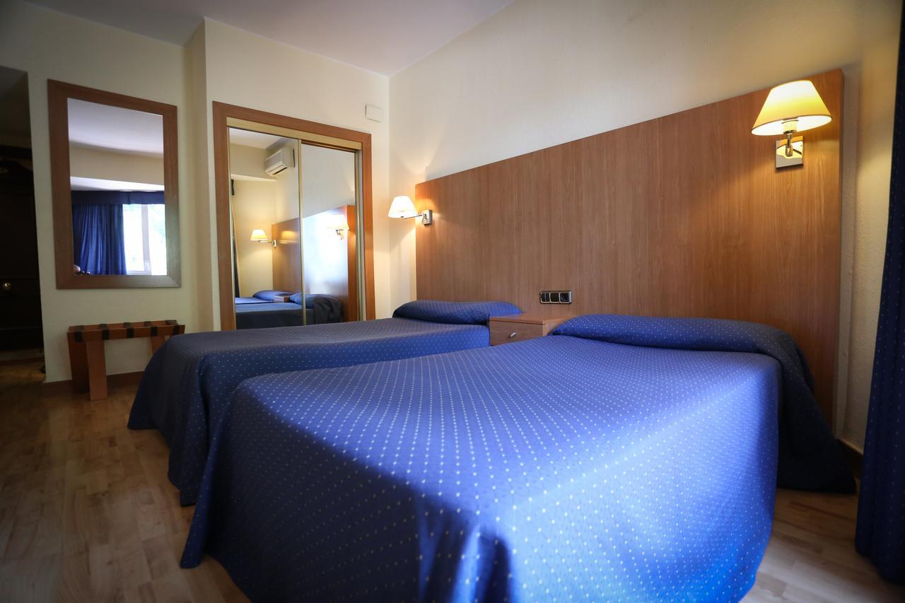 Basic Double Room