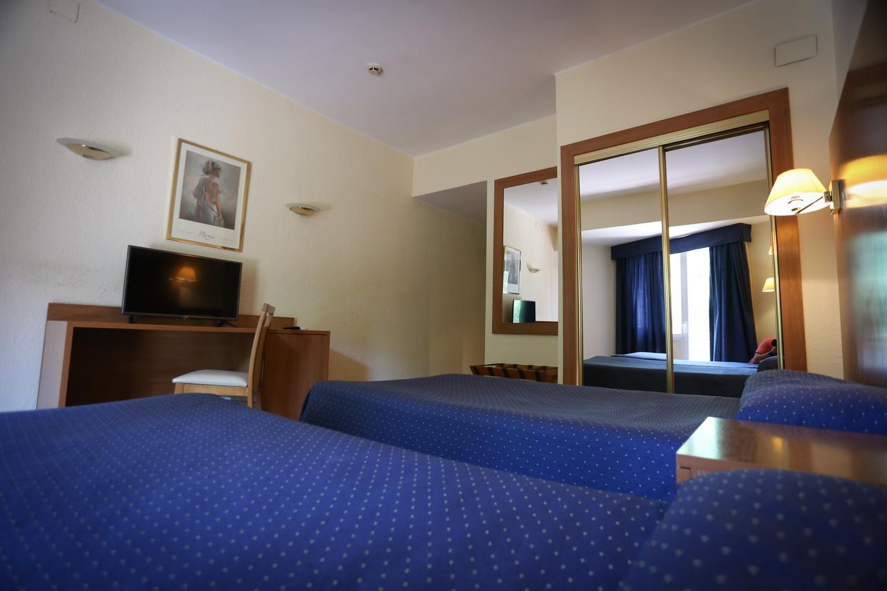 Basic Double Room