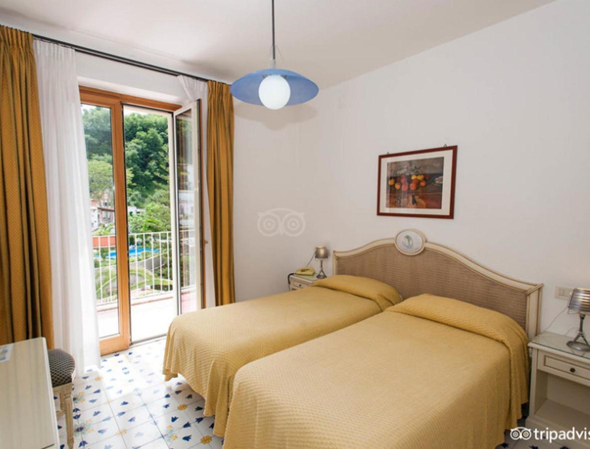 Camera Matrimoniale Standard con Balcone