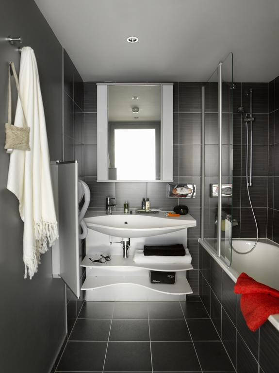 Superior One-Bedroom Apartment with Balcony (4 Adults)
