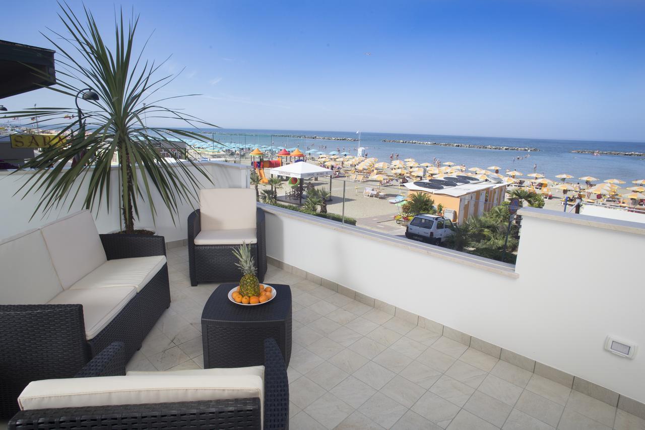 Studio Terrace Sea View