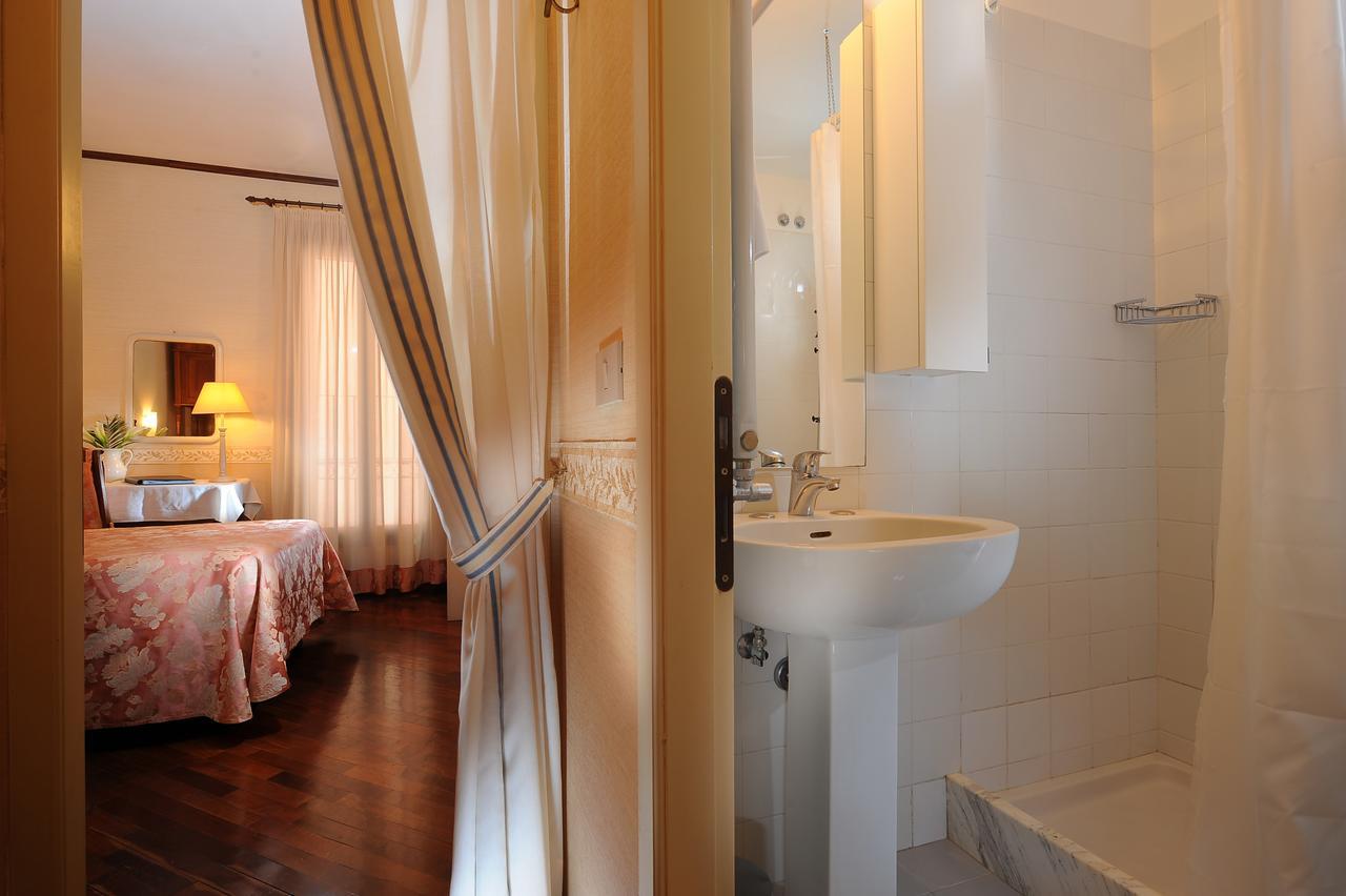 Chambre Simple avec Salle de Bains Extérieure Privative