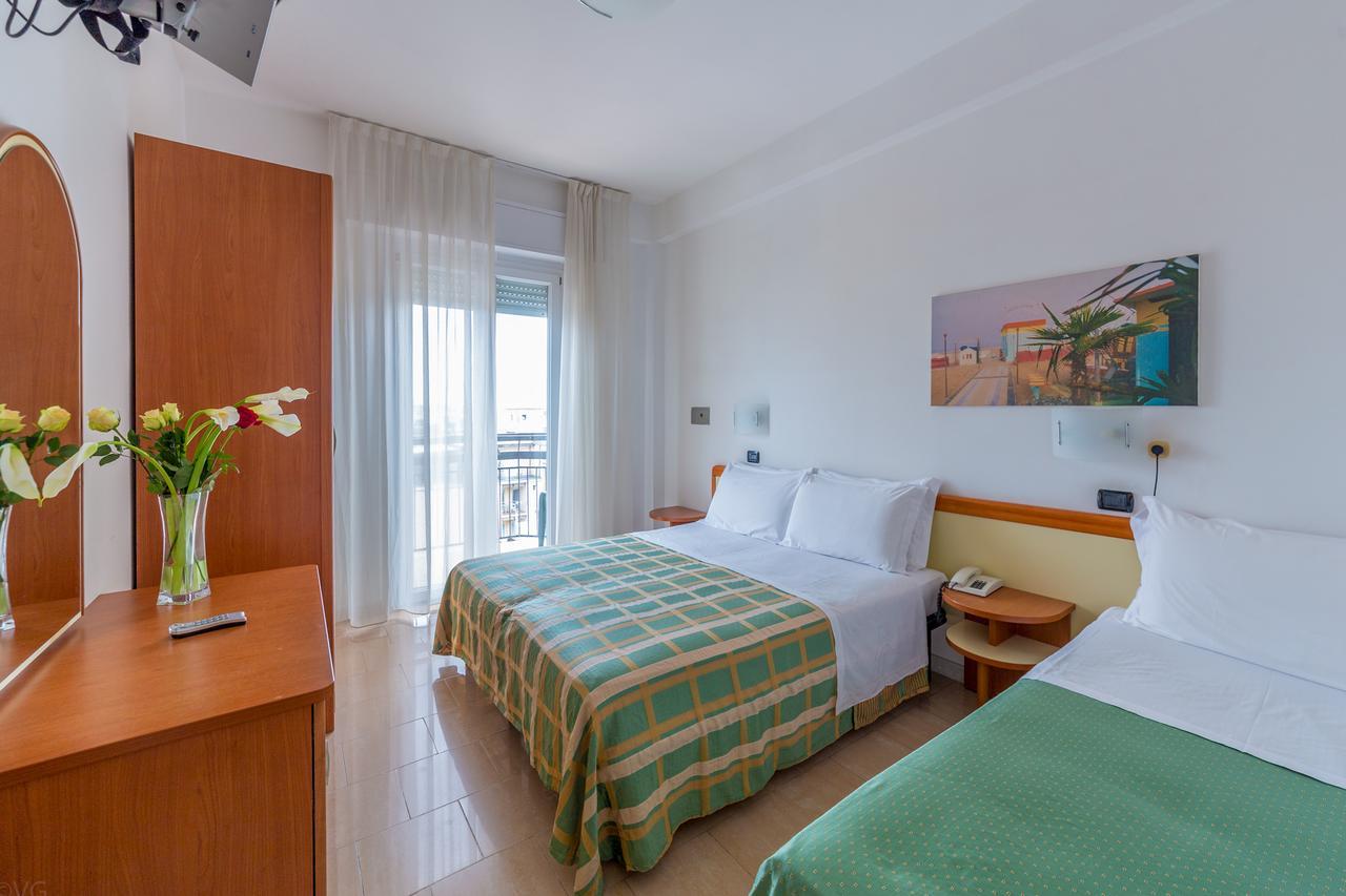 Triple Room Balcony