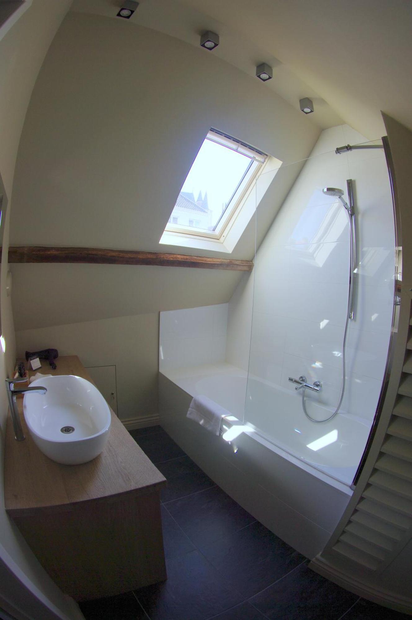 Junior Suite Canal View