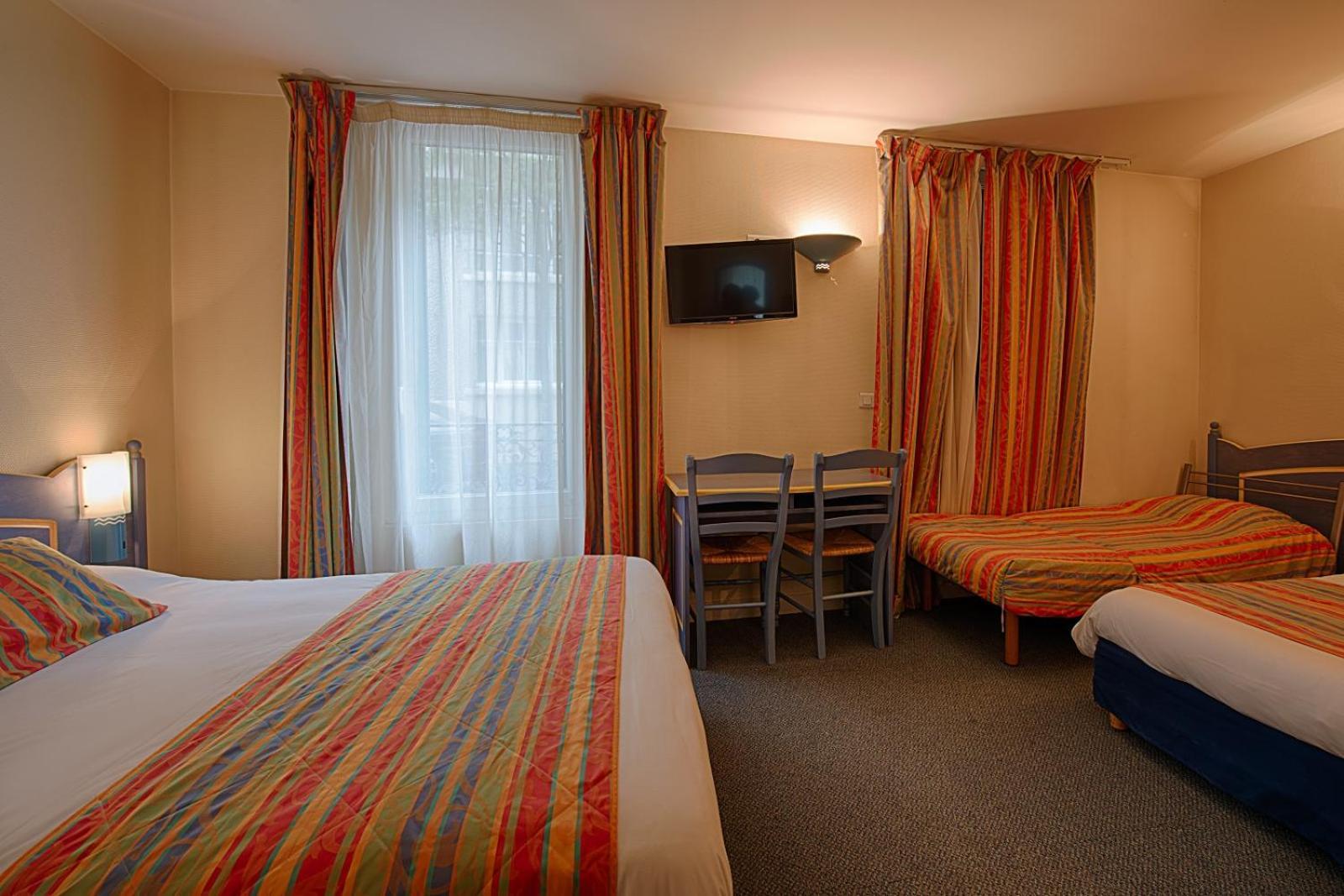 Quadruple Room,679645041:JPEG