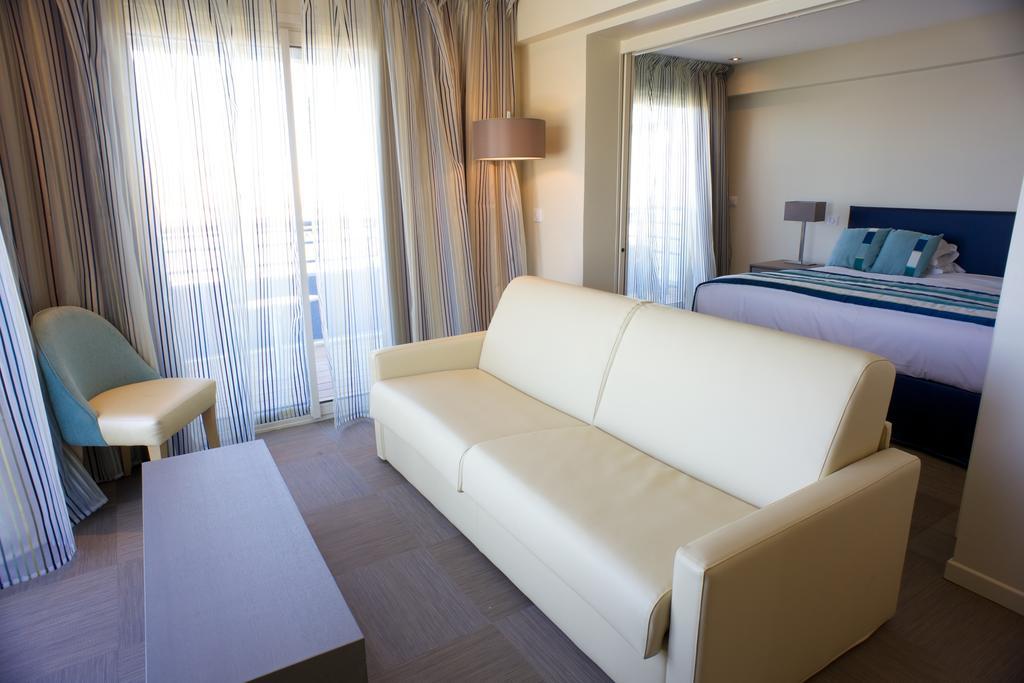 Junior King Suite Sea View