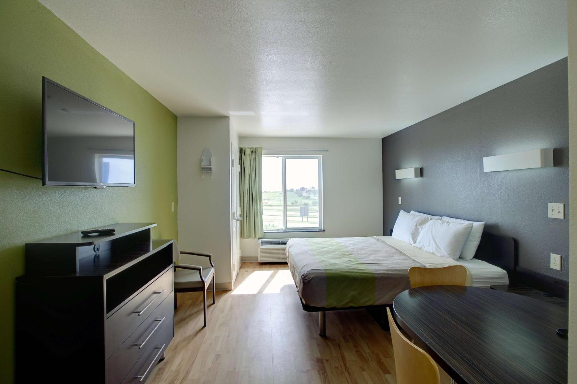 King Room Non-Smoking