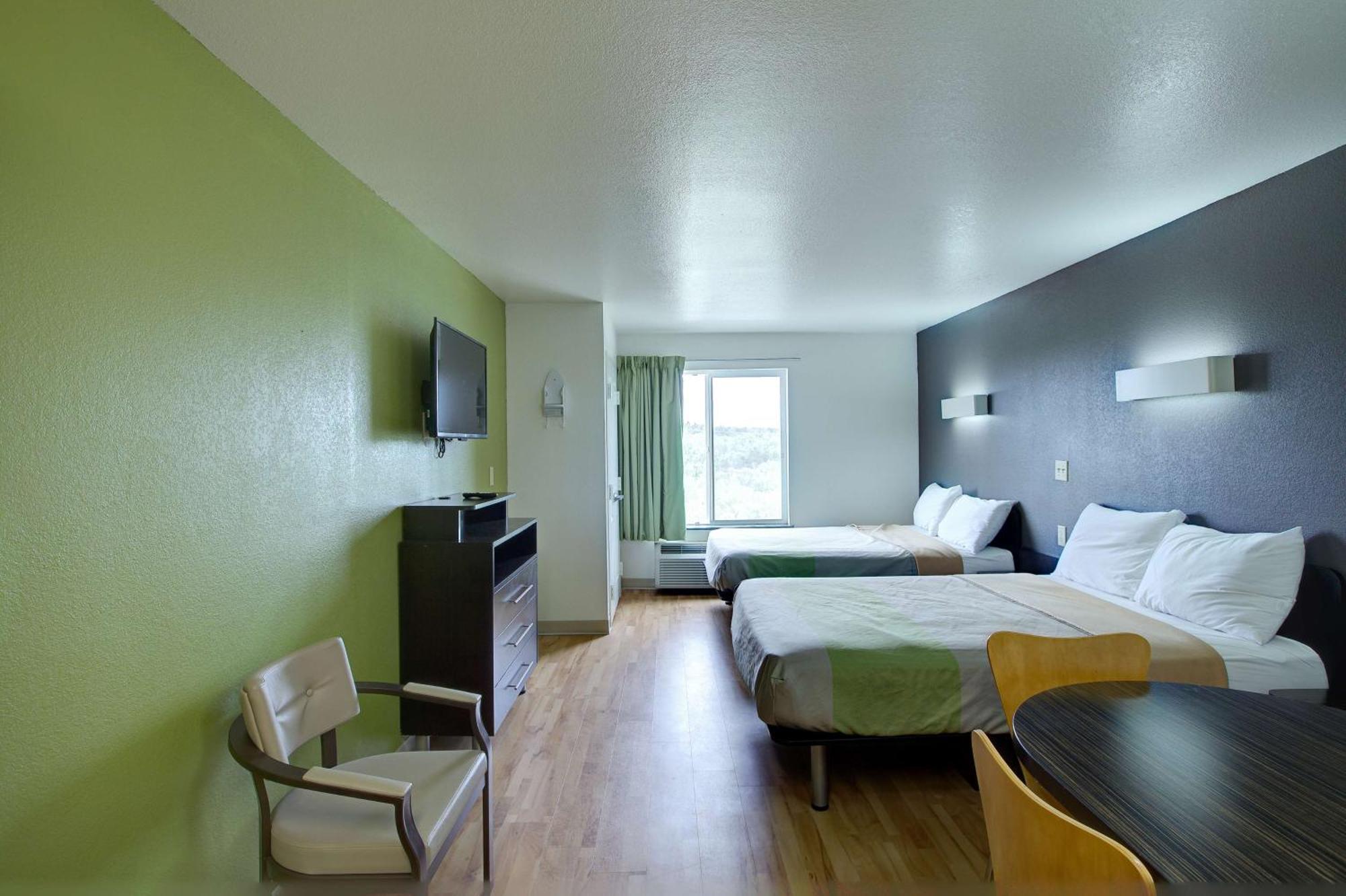 King Room Non-Smoking