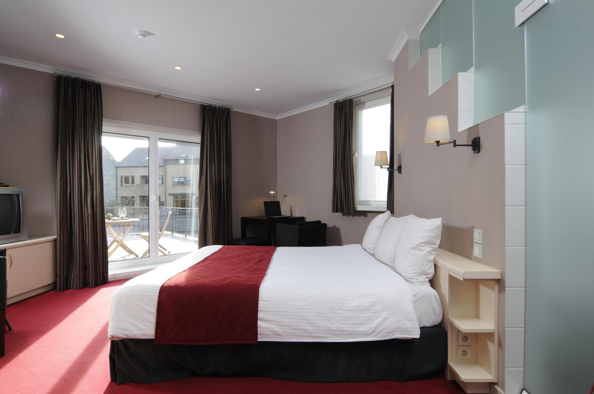 Brilliant Room Spa Bath