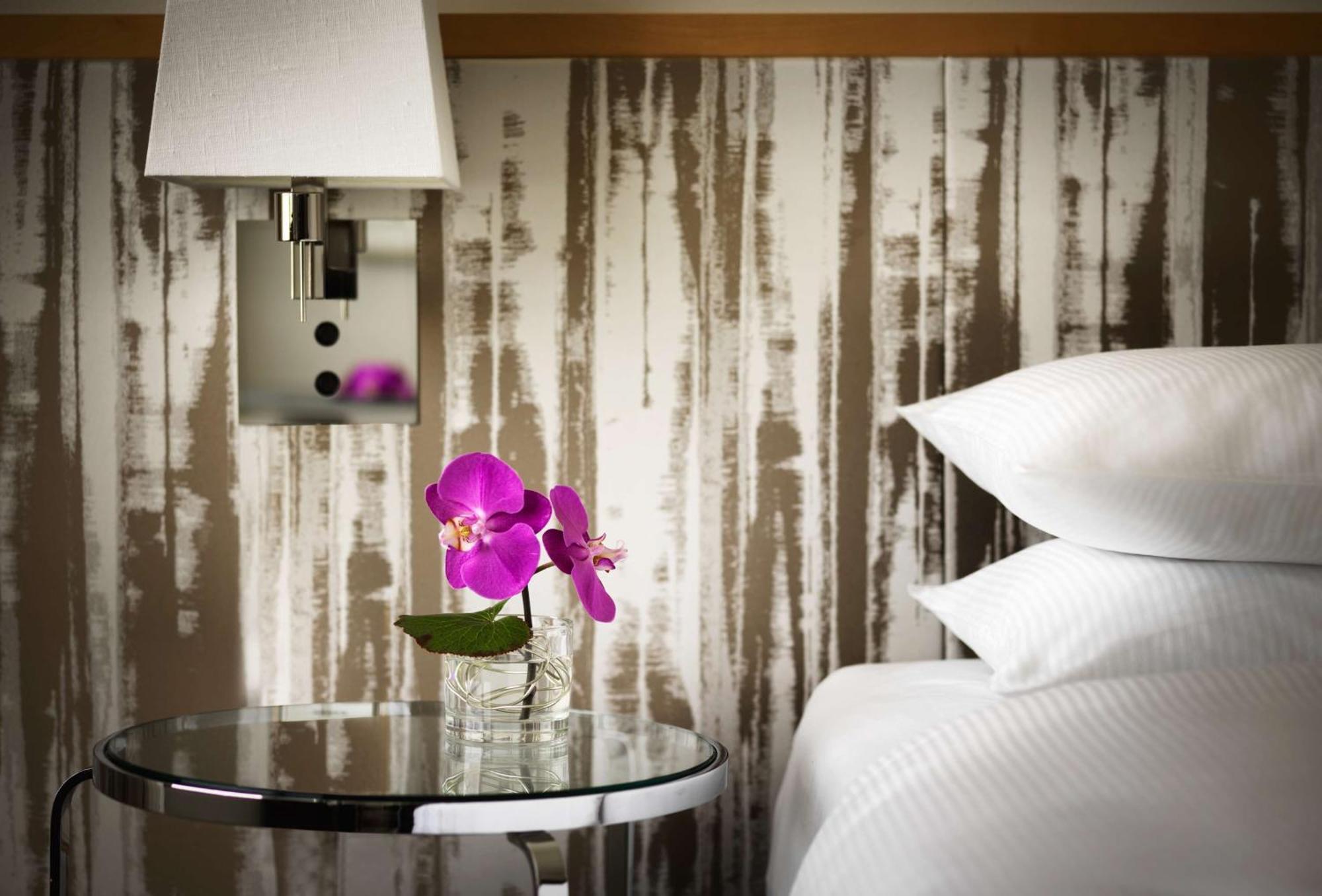 Kamer met Queensize Bed - Toegang tot de Club