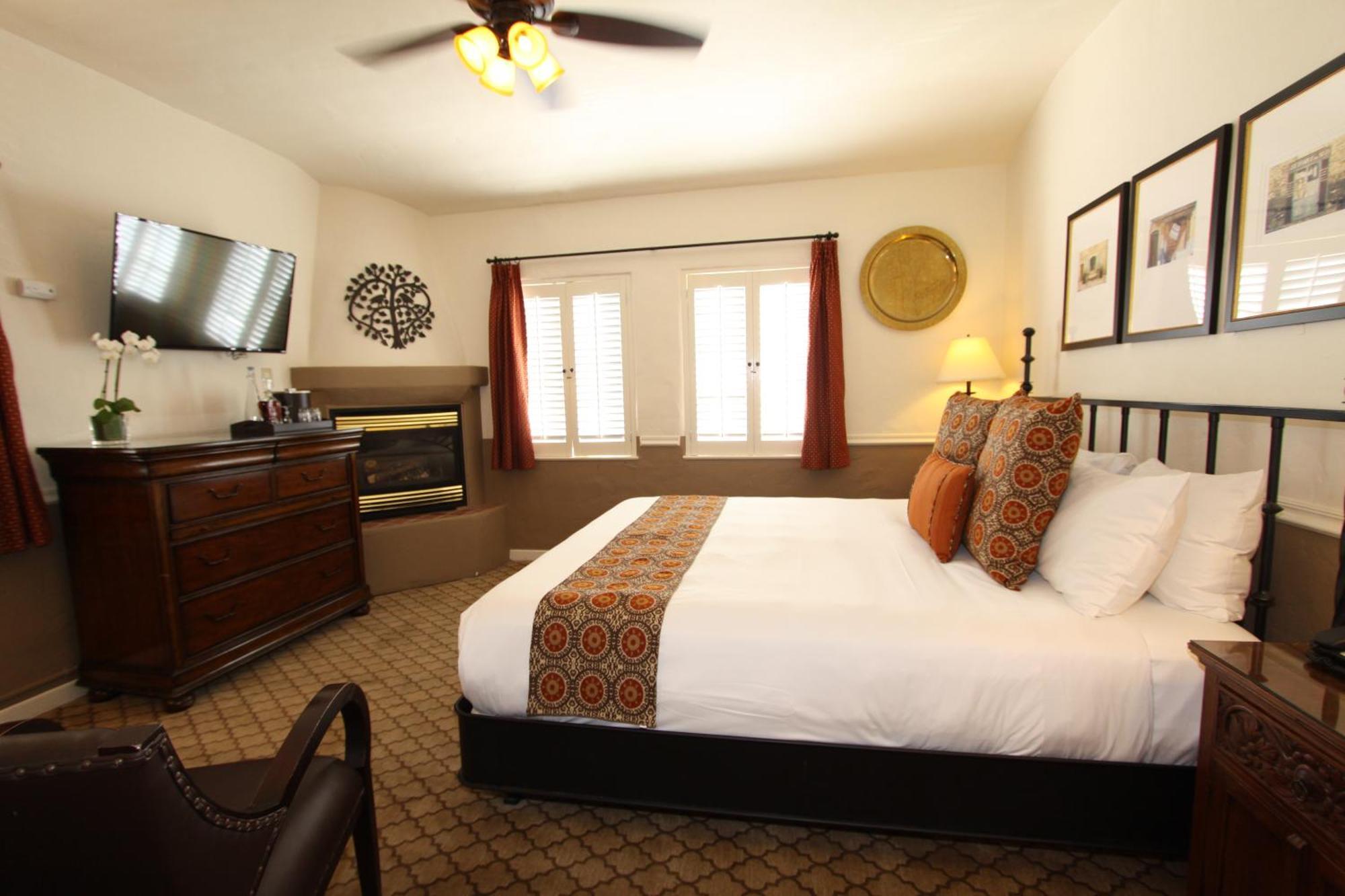 Standard King Room