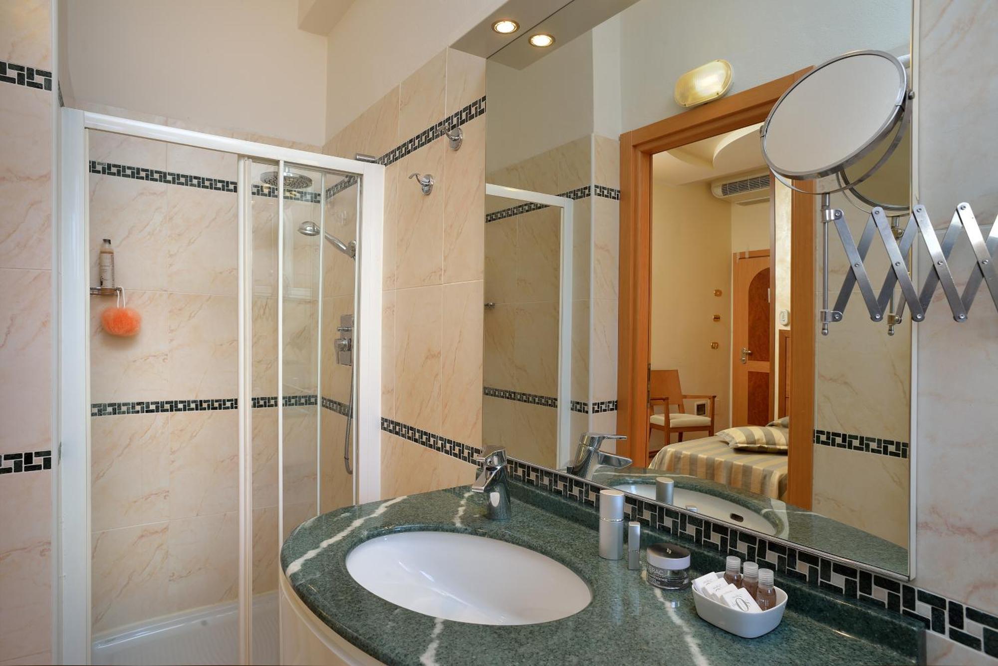 Classic Double or Twin Room