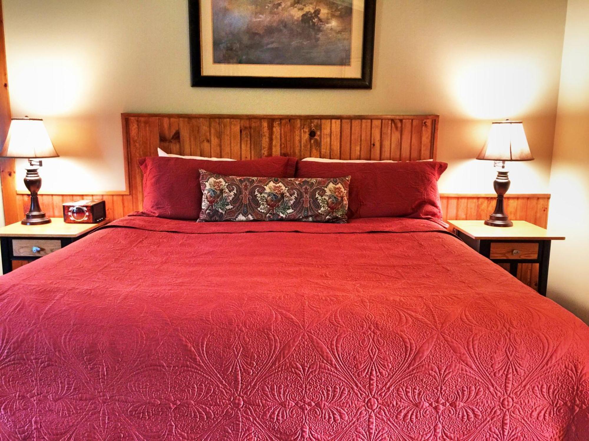 Deluxe King Room