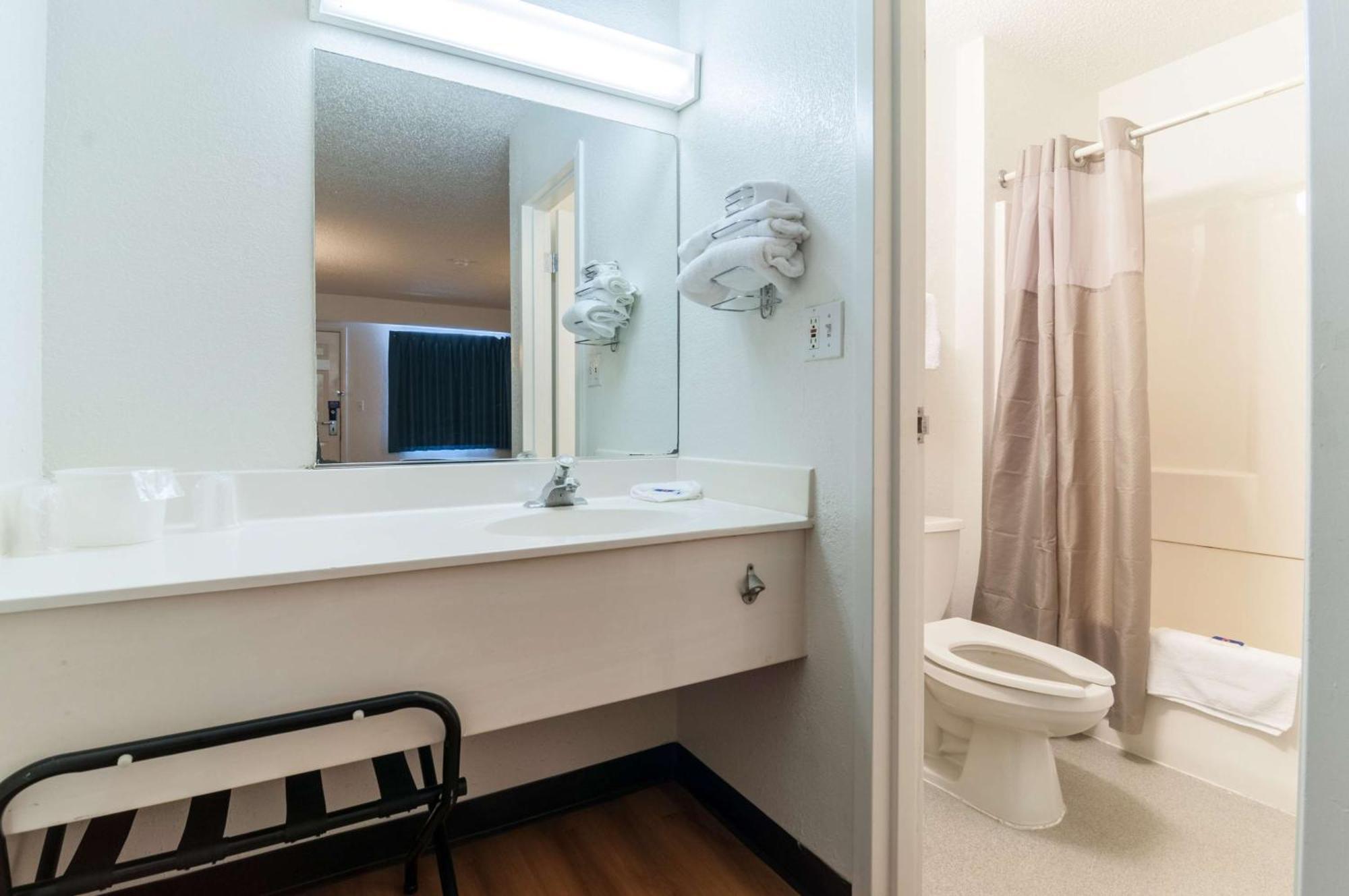 Double Room - Disability Access - Non-Smoking