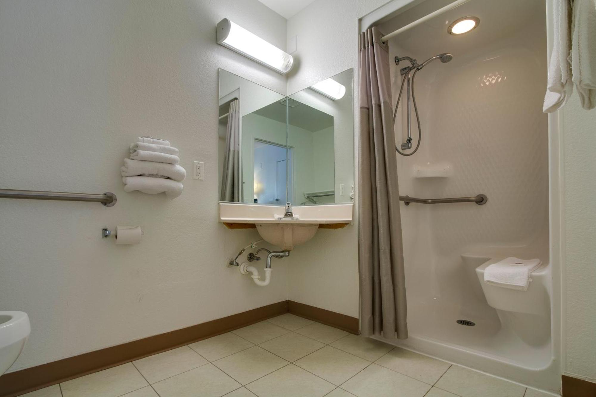 Double Room - Disability Access