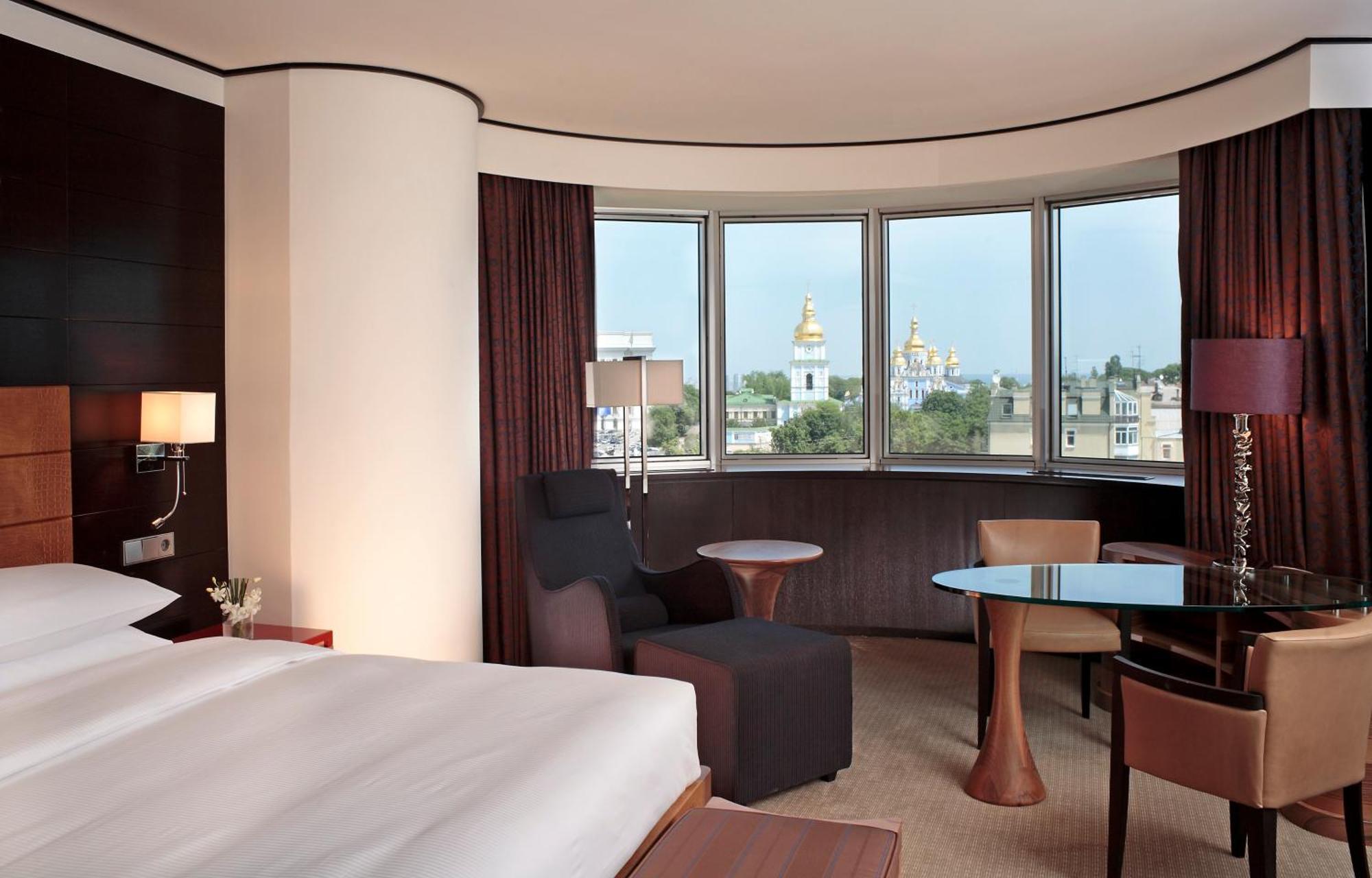 King Room Cathedral View